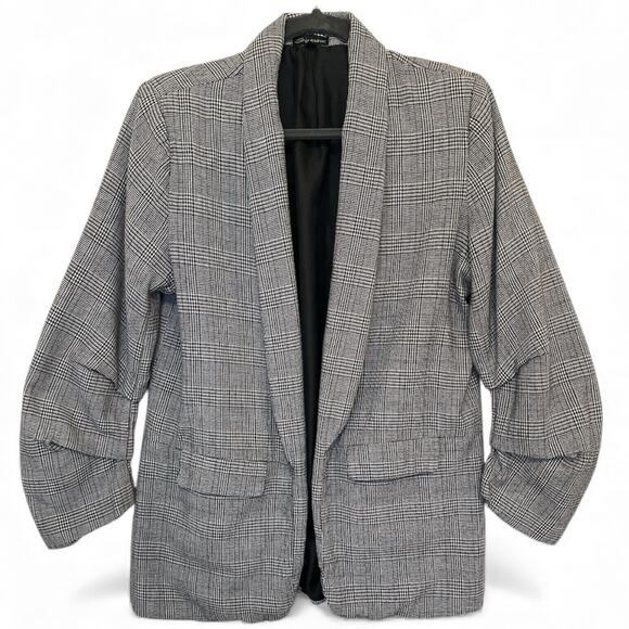 Shinestar Jackets & Blazers - Shinestar Black and White Plaid Blazer w/Gathered Sleeves